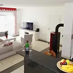 Apartment Haus By Rujana