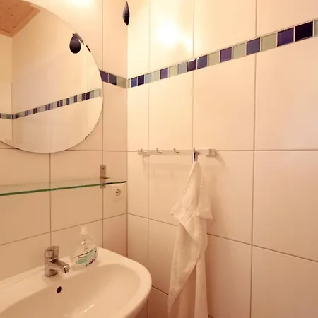 Haus By Rujana Baabe